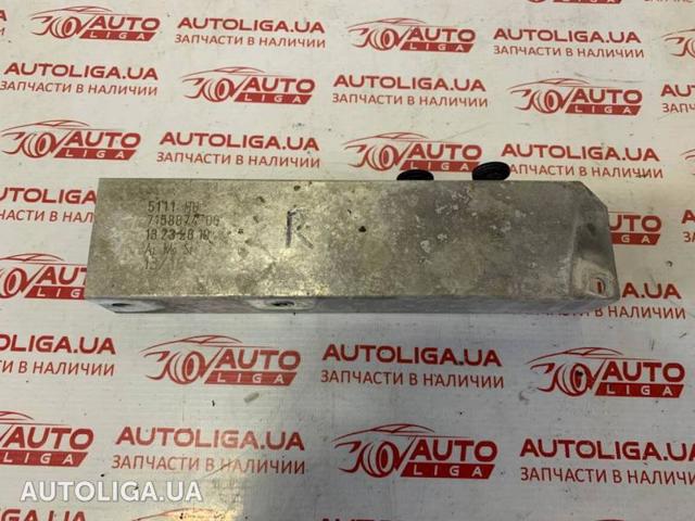 Підсилювач бампера переднього 51117158874 BMW
