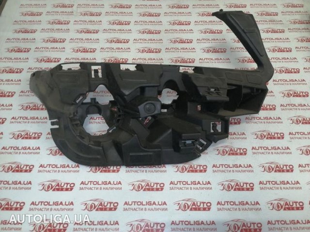 Кронштейн бампера переднього, правий 51117212956 BMW