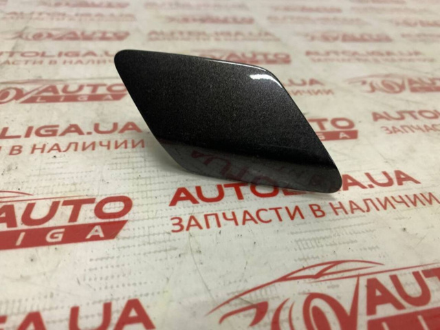 Накладка форсунки омивача фари передньої 51117363394 BMW