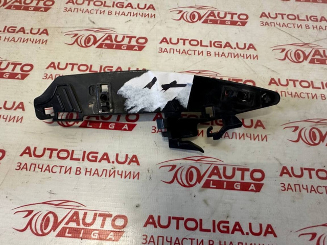 Напрямна переднього бампера, права 51117399982 BMW