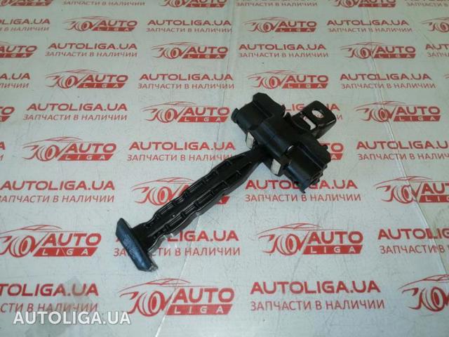 Обмежувач відкриття дверей, передній 51217390686 BMW