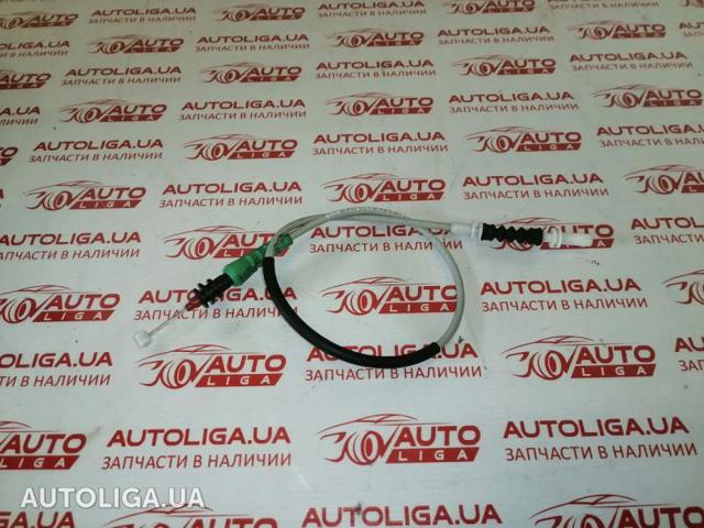Трос відкривання двері передньої 51227319353 BMW