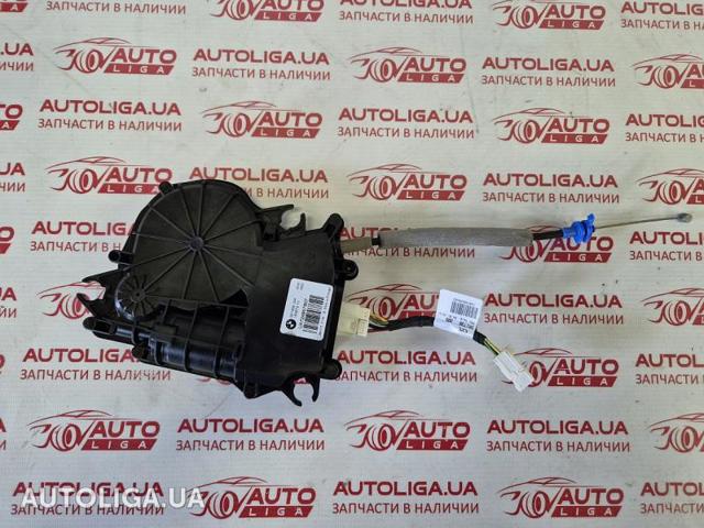 Мотор (клапан) дотягування багажника 51247249578 BMW