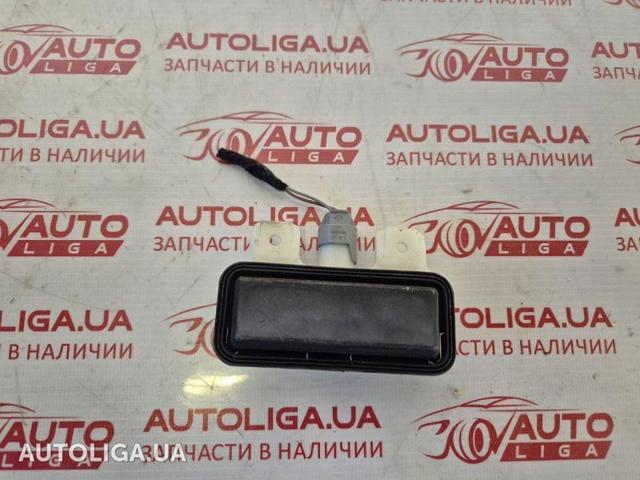 Кнопка приводу замка третіх/ п'ятих дверей 51247315602 BMW