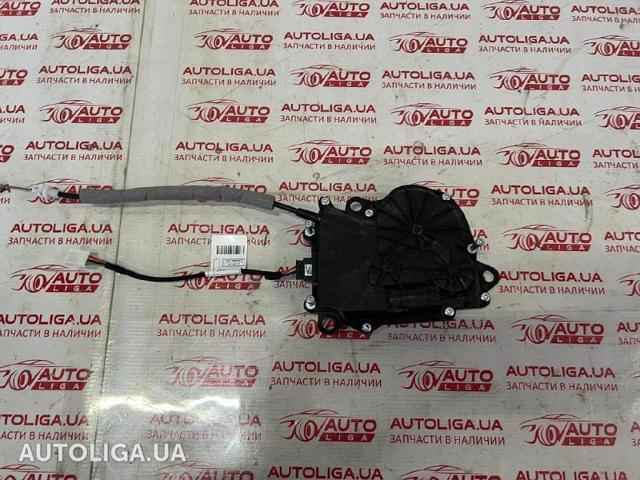 Мотор-привід відкр/закр. замка багажника/двері 3/5-ї 51247374006 BMW