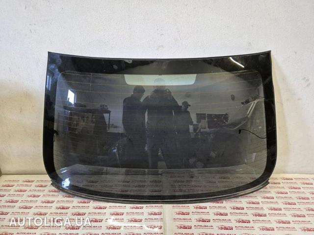 Скло автомобільне заднє 51317286069 BMW