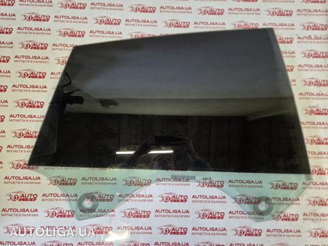 Скло задньої двері правої 51357291418 BMW