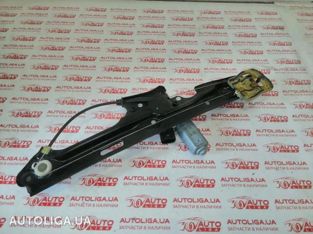 Склопідйомник задніх правих дверей 51357355640 BMW