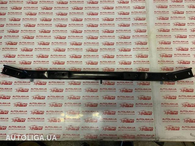 Рамка радіатора верхня 51647183851 BMW