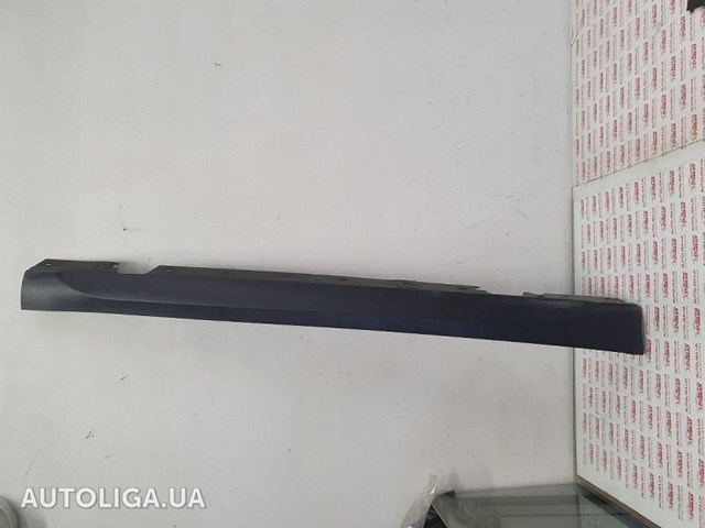 Накладка на поріг права 51772990170 BMW