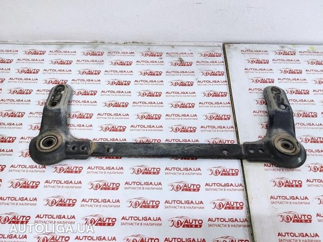 Кронштейн передньої балки 544C44BA0A NISSAN