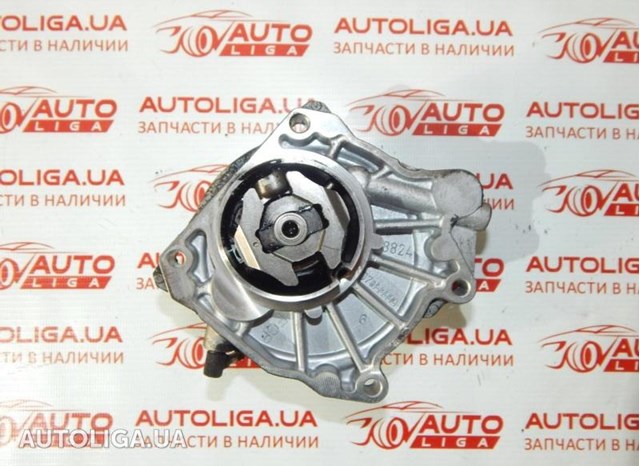 Насос вакуумний 55205446 OPEL