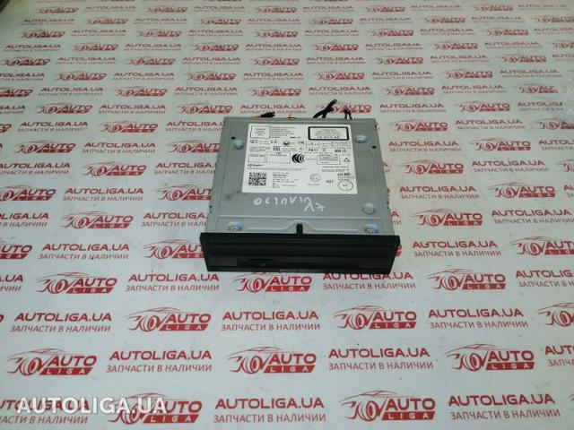 Блок керування мультимедійний 5Q0035840C VAG