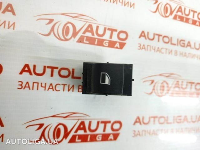 Кнопка підйомника переднього правого скла 61319208107 BMW