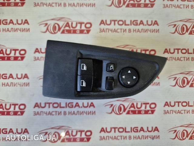 Кнопковий блок керування склопідіймачами передній лівий 61319362126 BMW