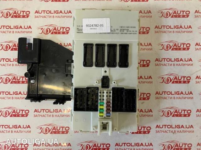 Монтажний блок 61359868380 BMW