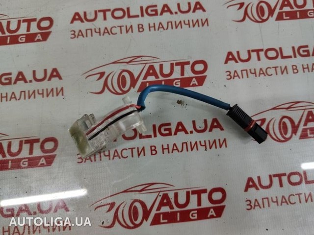 Ліхтар підсвічування ручки дверей передніх 63177277447 BMW
