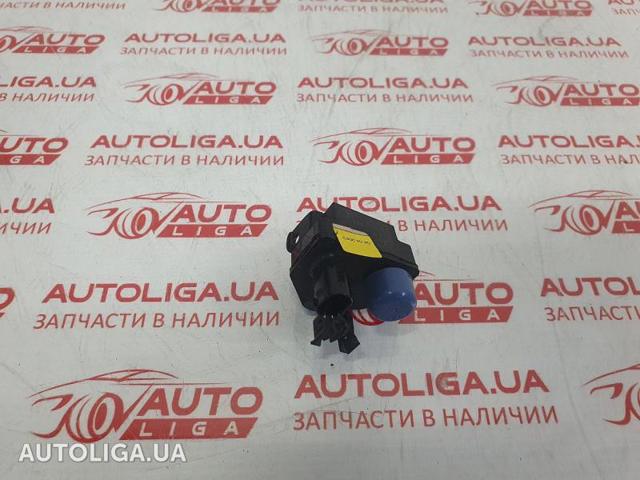 Ліхтар підсвічування ніг, передній 63177478447 BMW