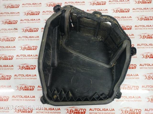 Коробка фільтра 64119216222 BMW