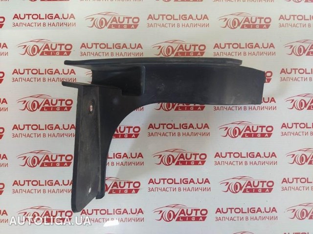 Захист заднього бампера 6415A015 PEUGEOT