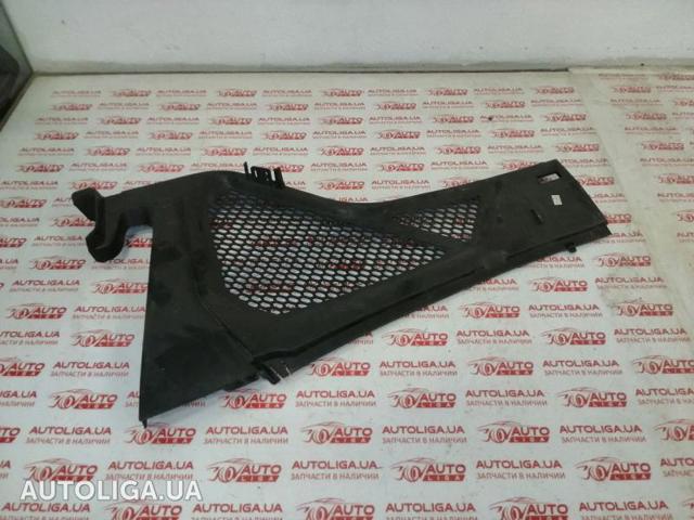 Решітка склоочисників, права 64319245594 BMW