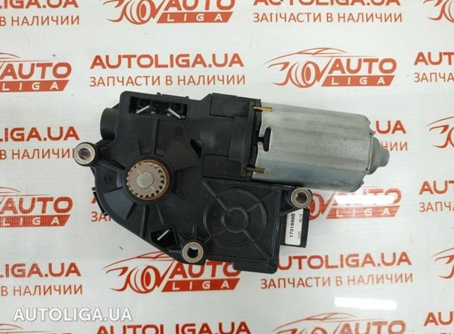 Двигун приводу люка 67617316535 BMW