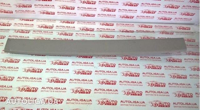 Облицювання багажника п'ятих дверей 6793942020B0 TOYOTA