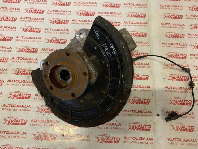Цапфа поворотного кулака 68080869AD CHRYSLER