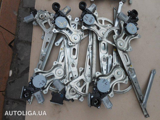 Підйомник механічний вітрового скла Toyota RAV4 3