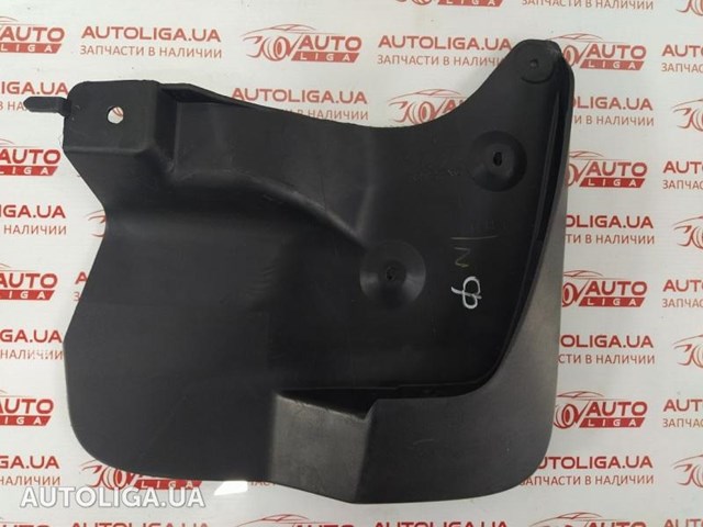 Бризковики передній, правий 7662160150 TOYOTA