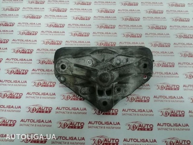 Опора стійки амортизатора переднього 7L0412391E VAG