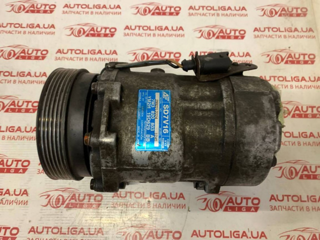 Компресор кліматичної установки 7M3820803A VAG