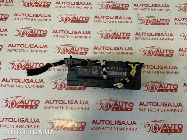 Блок управління відкриття кришки багажника 7N0959107B VAG