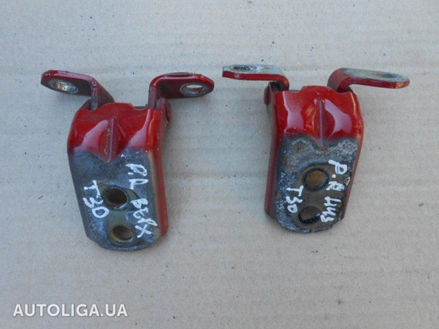 Петля передніх дверей, лівою 804008H700 NISSAN