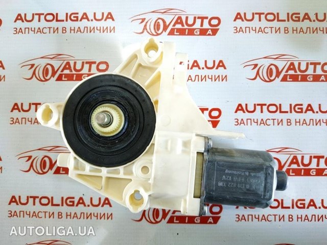 Мотор склопідйомника дверей передніх, лівих 807311420R RENAULT