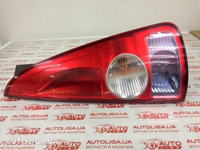 Задній правий стоп 8200027152 RENAULT