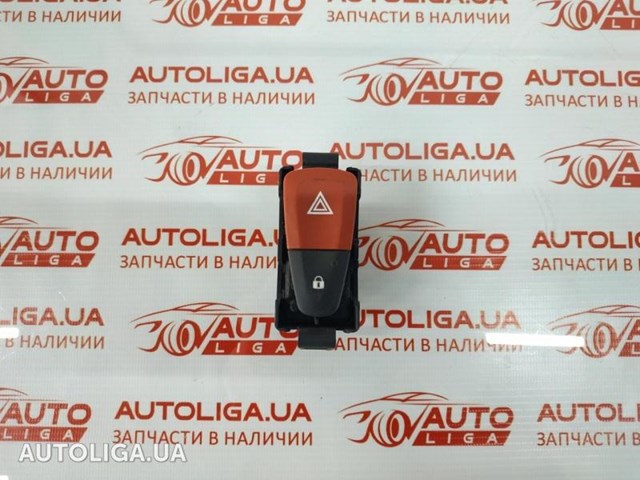Кнопка аварійної сигналізації 8200214896 RENAULT