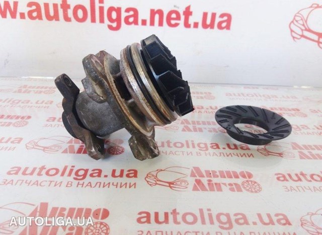 Помпа охолодження 8200332040 RENAULT