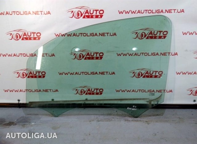 Вікно (передніх дверей) двері 8200439460 RENAULT