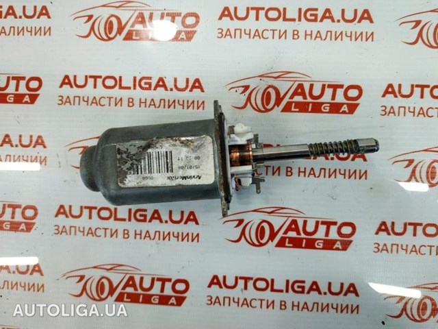 Підйомник механічний вітрового скла 8200485229 RENAULT