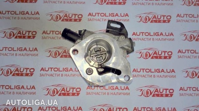 Насос вакуумний 8200521381 RENAULT