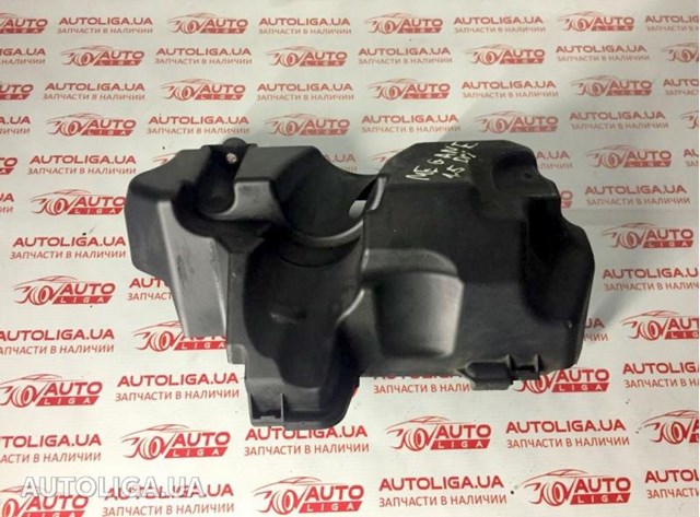 Кришка двигуна декоративна 8200549100 RENAULT