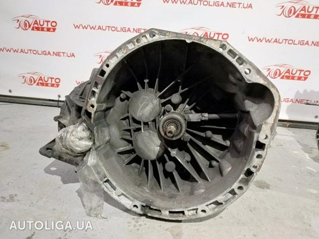 Коробка передач в зборі з головною передачею і диференціалом 8200600466 RENAULT