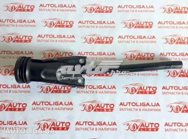 Горловина маслозаливна 8200722806 RENAULT