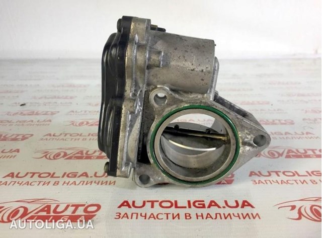 Дросільна заслінка в зборі 8200754913 RENAULT