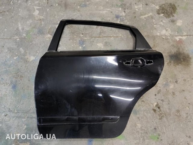 Двері задні, ліві 821013TA0D NISSAN