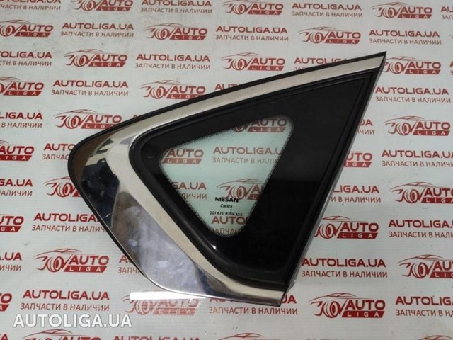 Стукло багажника, праве 833003TA0A NISSAN
