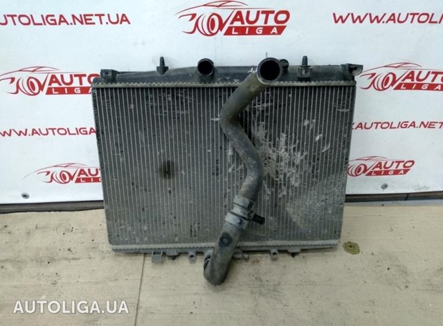 Радіатор двигуна 865654T PEUGEOT