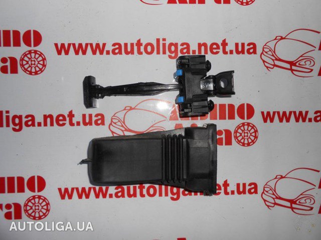 Обмежувач відкриття дверей, передній 8V4837249 VAG