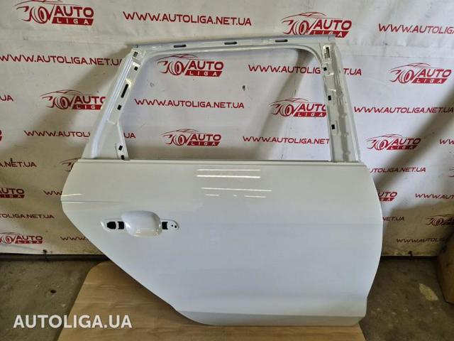 Двері задні, праві 8W9833052G VAG
